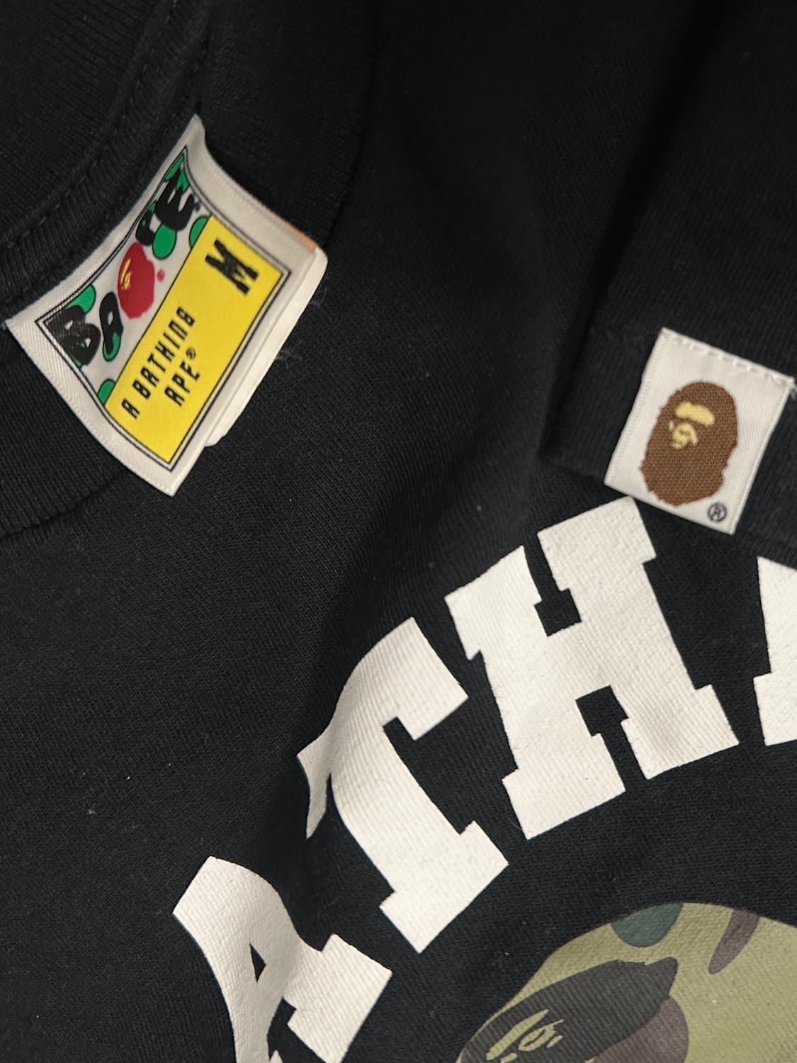 베이프 퍼스트 카모 컬리지 티셔츠 블랙 그린 상품이미지5