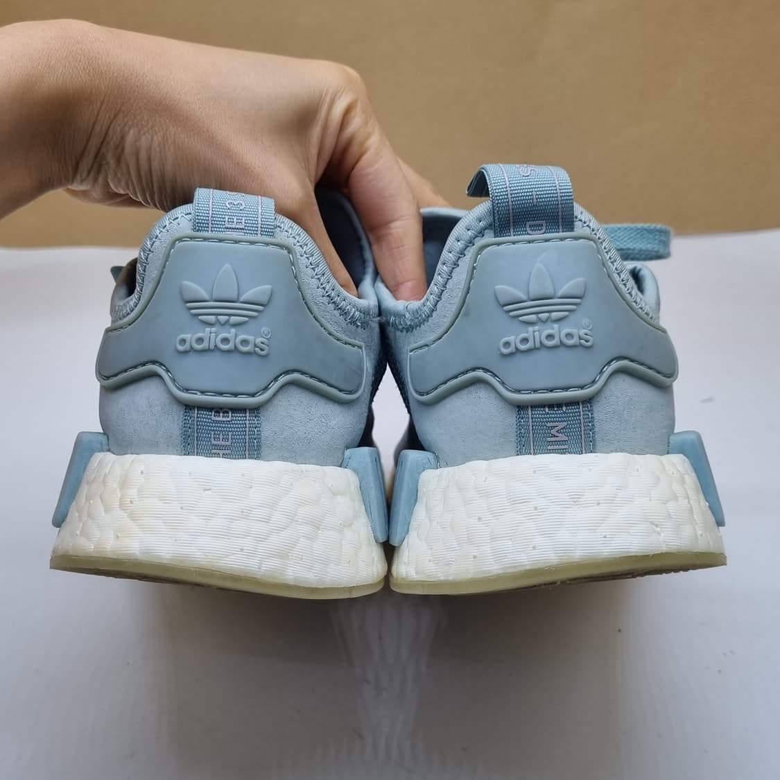 아디다스 NMD R1 여성운동화235  상품이미지4