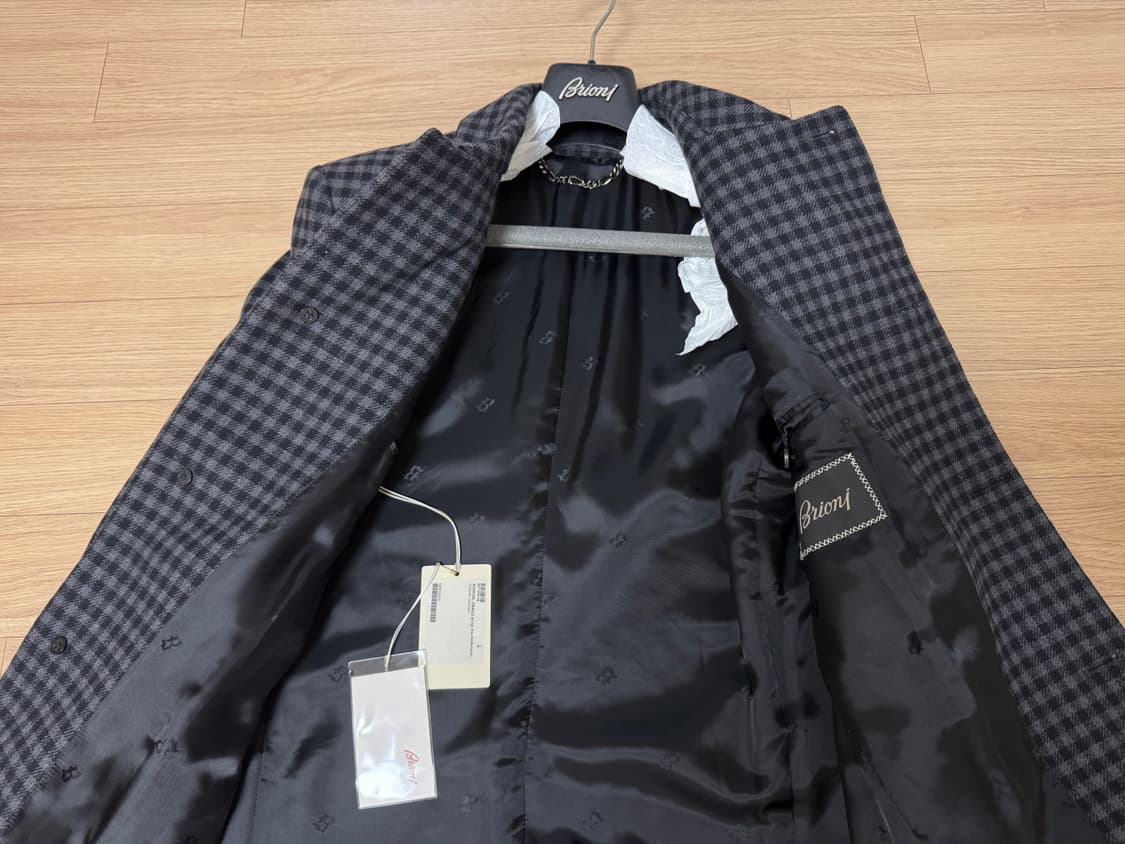 브리오니 체크 코트 상품이미지4