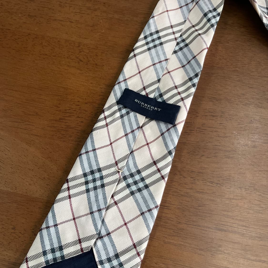 버버리 노바체크 실크 넥타이 상품이미지3