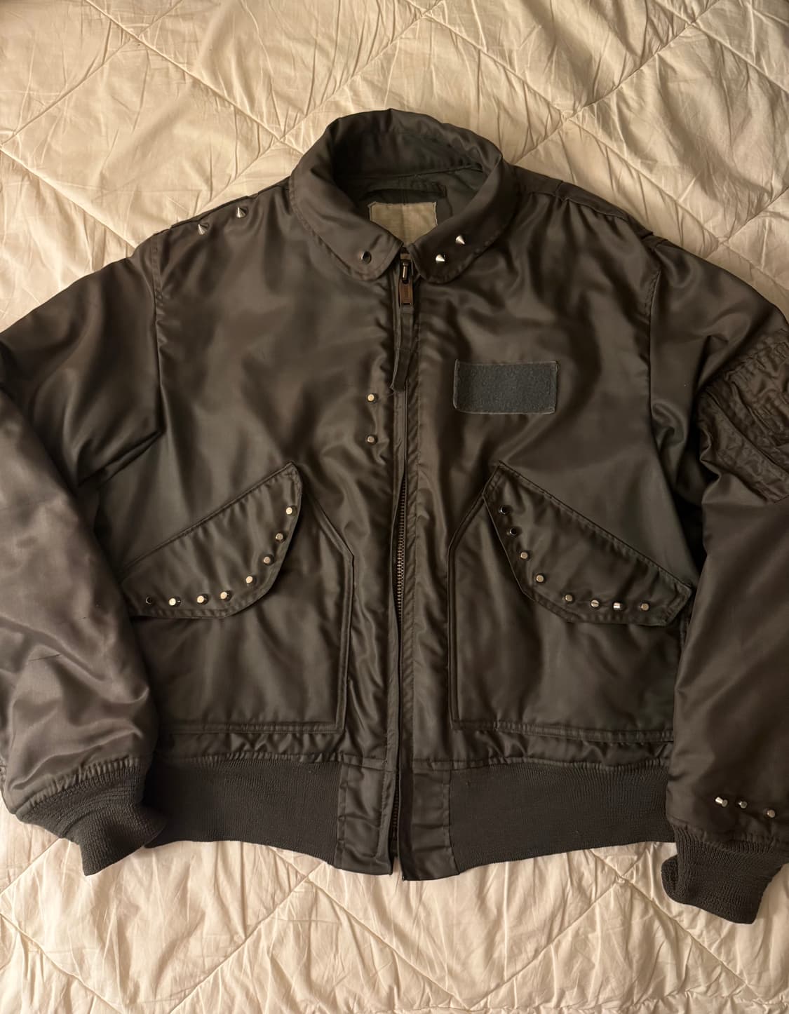 80s 미군 리워크 스터드 봄버 자켓 상품이미지1