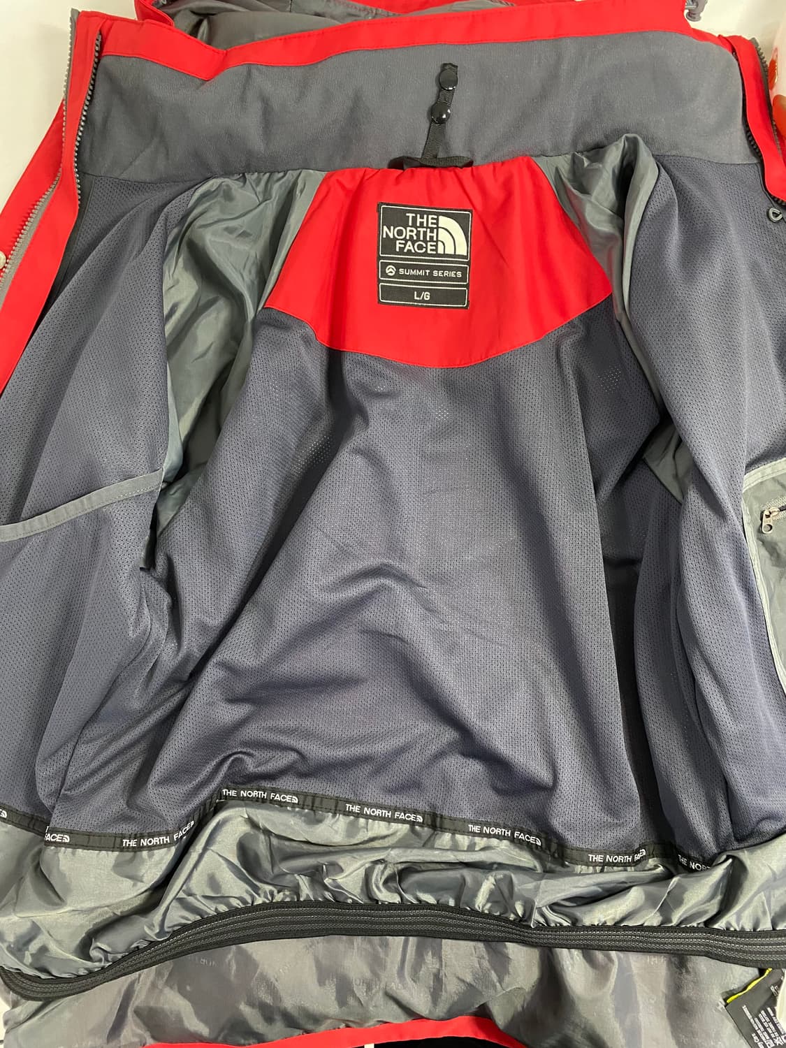 노스페이스 고어텍스 써밋시리즈 레인텍스 바람막이 L 상품이미지9