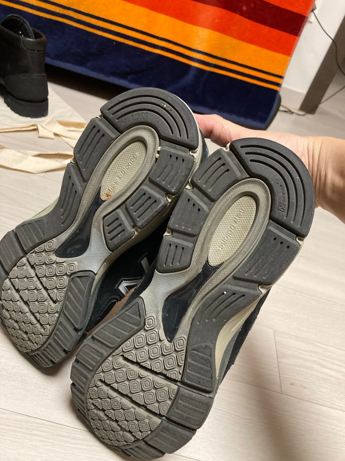 뉴발란스 990v4 265 상품이미지9