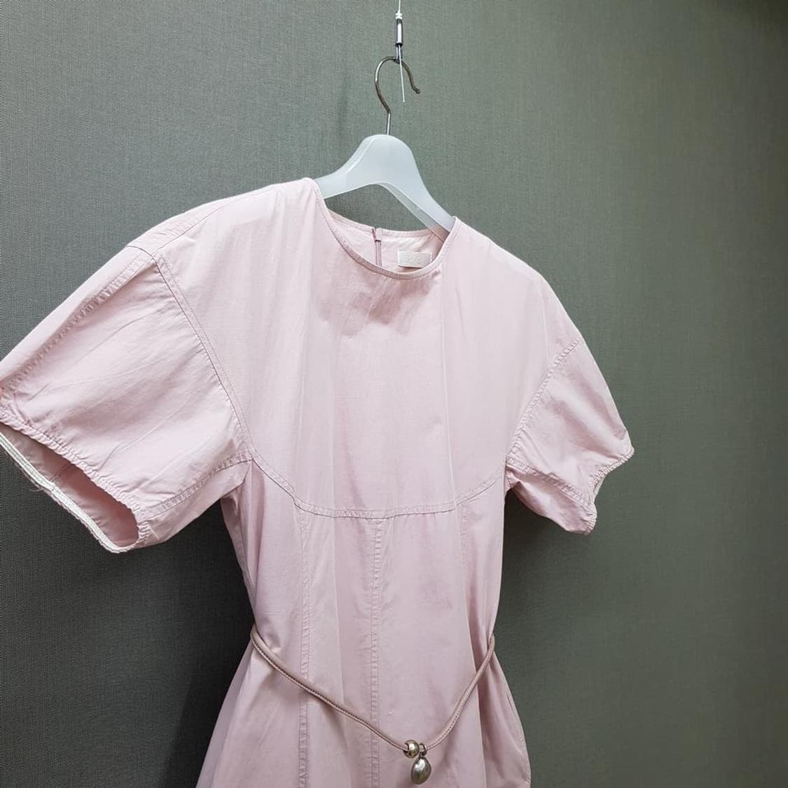 한섬 SJSJ 2021 벨트 포인트 반팔 원피스 76-90-155사이즈 상품이미지3