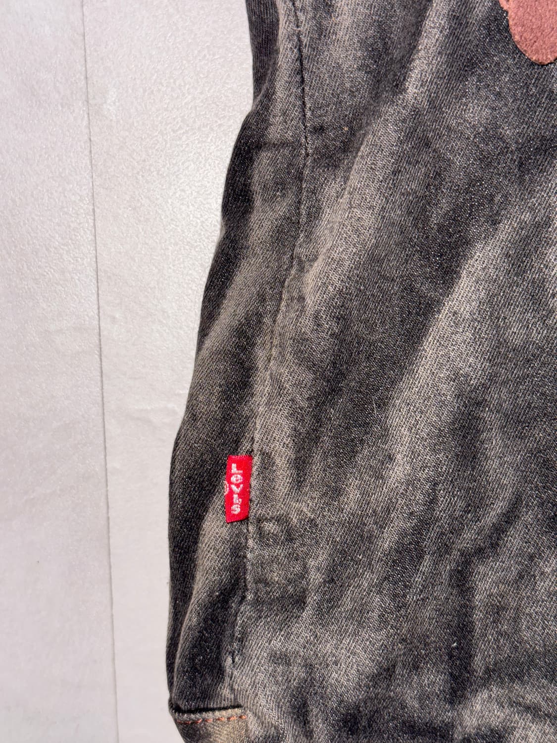 Levi’s charcoal tie dye antique stud 숄더백 상품이미지4