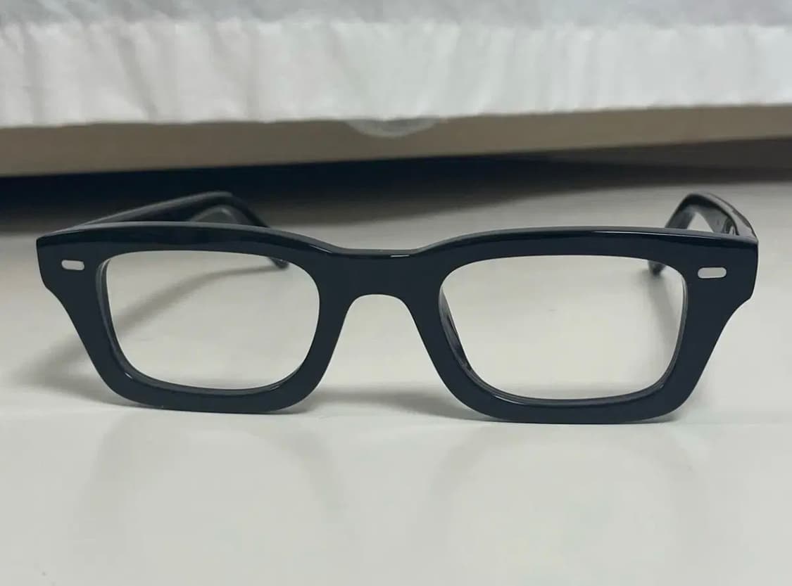 언커먼 벅 안경 홍태준 착용안경 상품이미지1