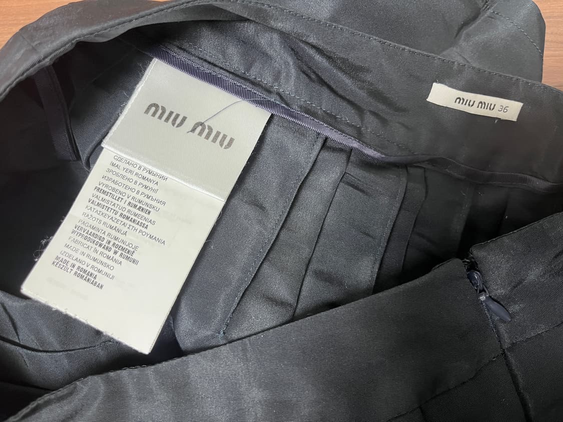 MIU MIU 플리츠 스커트 상품이미지5