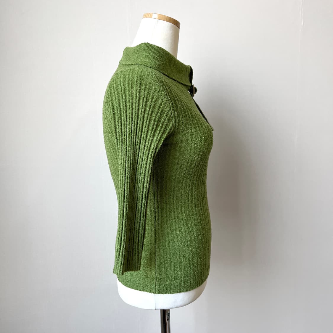 lime buckle neck knit 상품이미지3