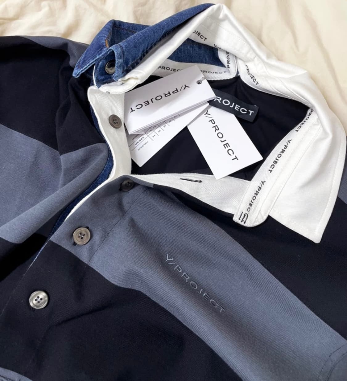 와이프로젝트 트리플 카라 럭비 티셔츠 (코르티스 마틴 착용) 상품이미지2