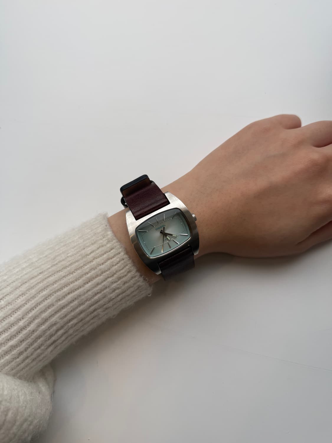 Diesel Watch 빈티지 시계 디젤 레더 워치 DZ2039 상품이미지1