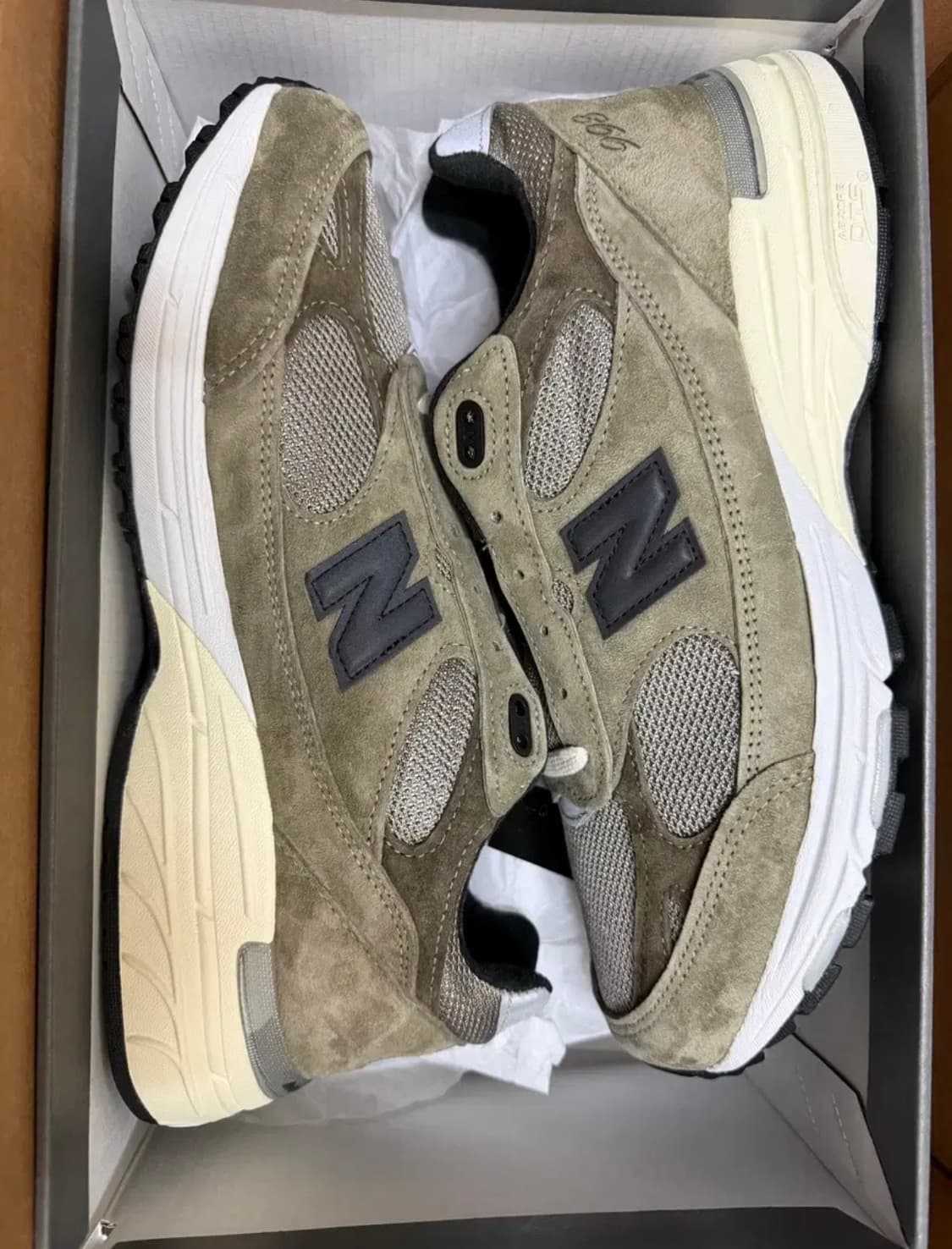 뉴발란스 자운드993 270사이즈 팝니다 상품이미지1