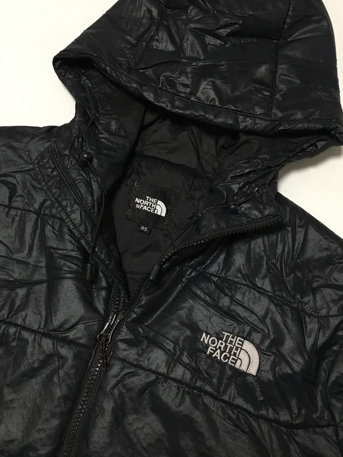 노스페이스 프리마로프트 후드 경량패딩 상품이미지3