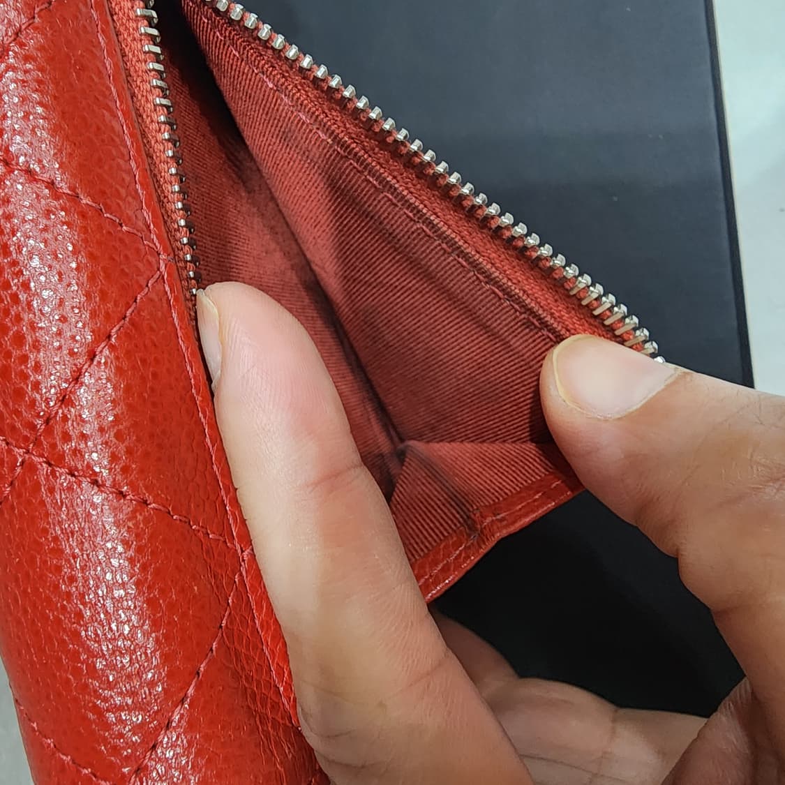 샤넬 클래식 캐비어 반지갑 레드 (30번대) 은장 상품이미지6