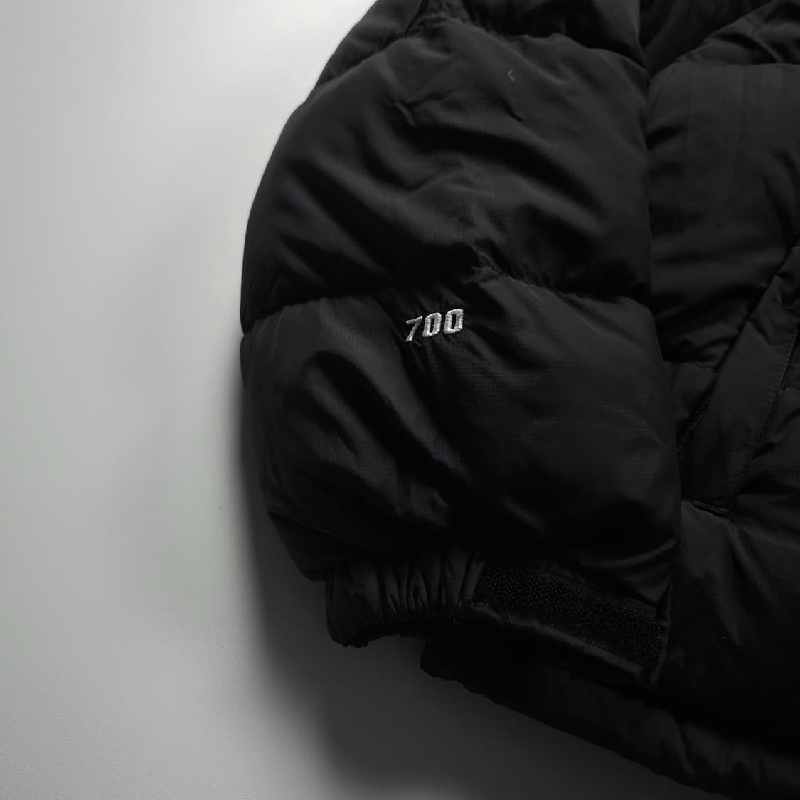 노스페이스 미주판 레트로 눕시 다운 푸퍼 패딩 매트블랙 상품이미지4