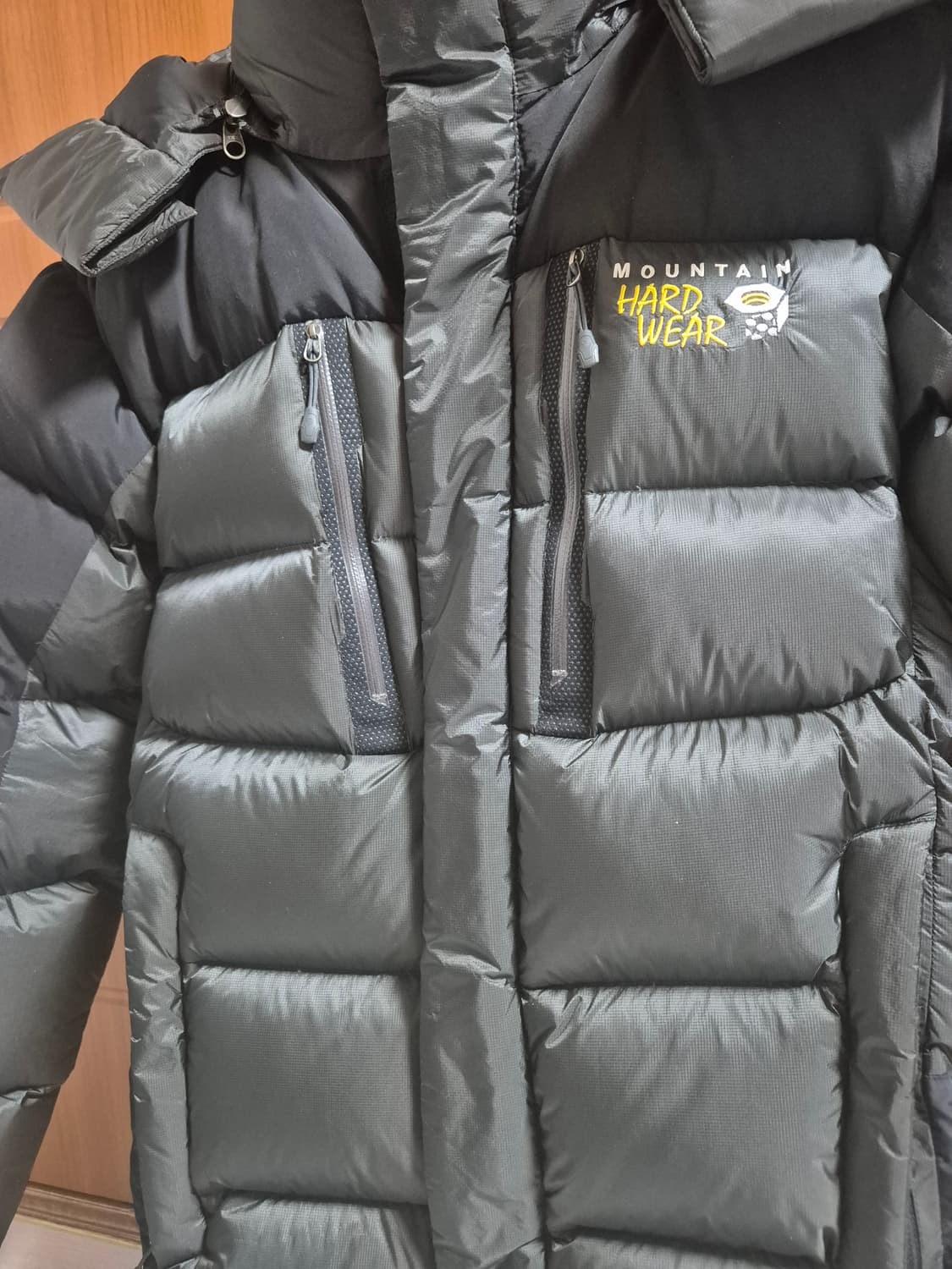 마운틴하드웨어 800필파워 구스다운 그레이 L사이즈! 상품이미지2