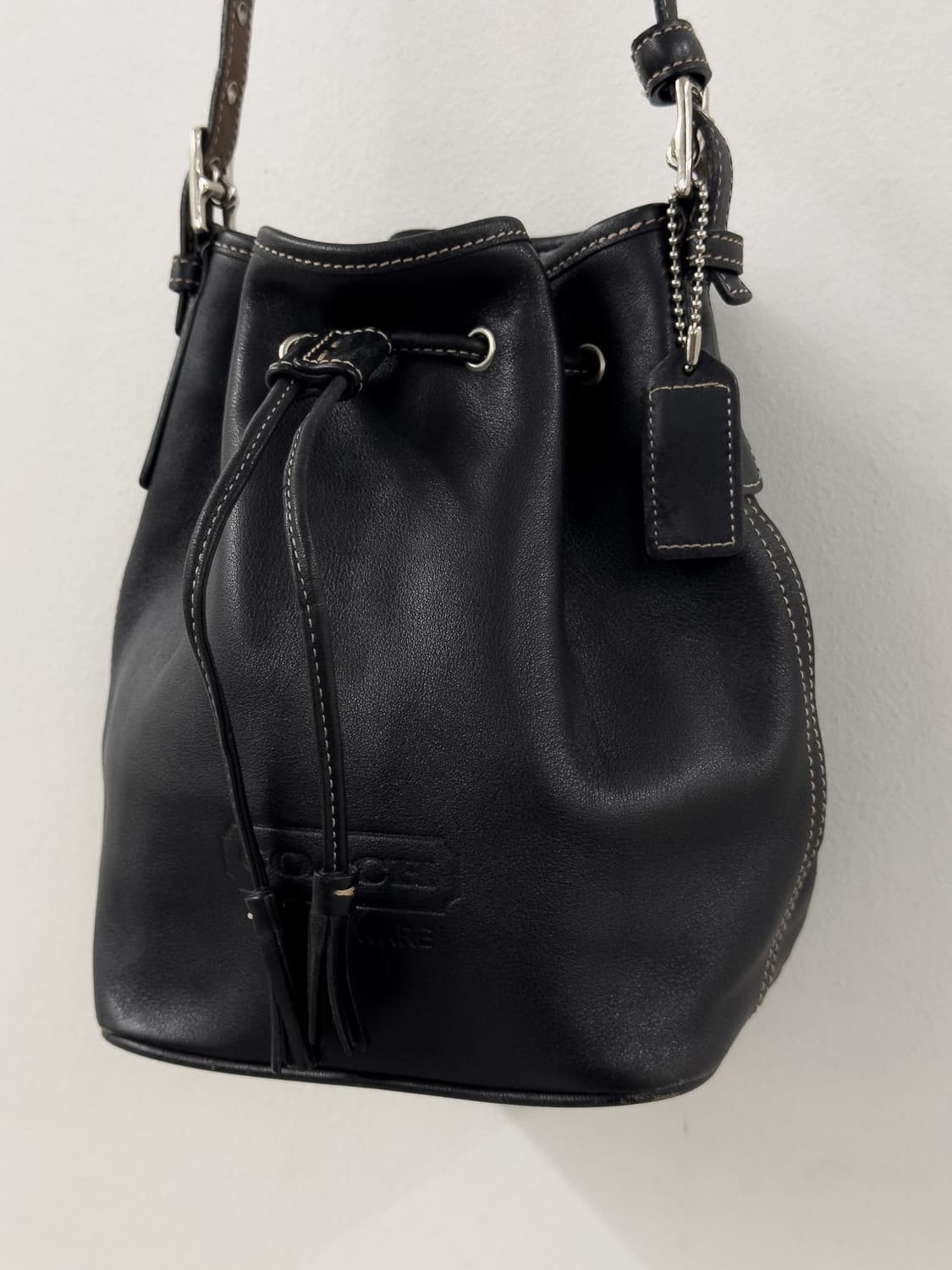 코치 버킷백 상품이미지3