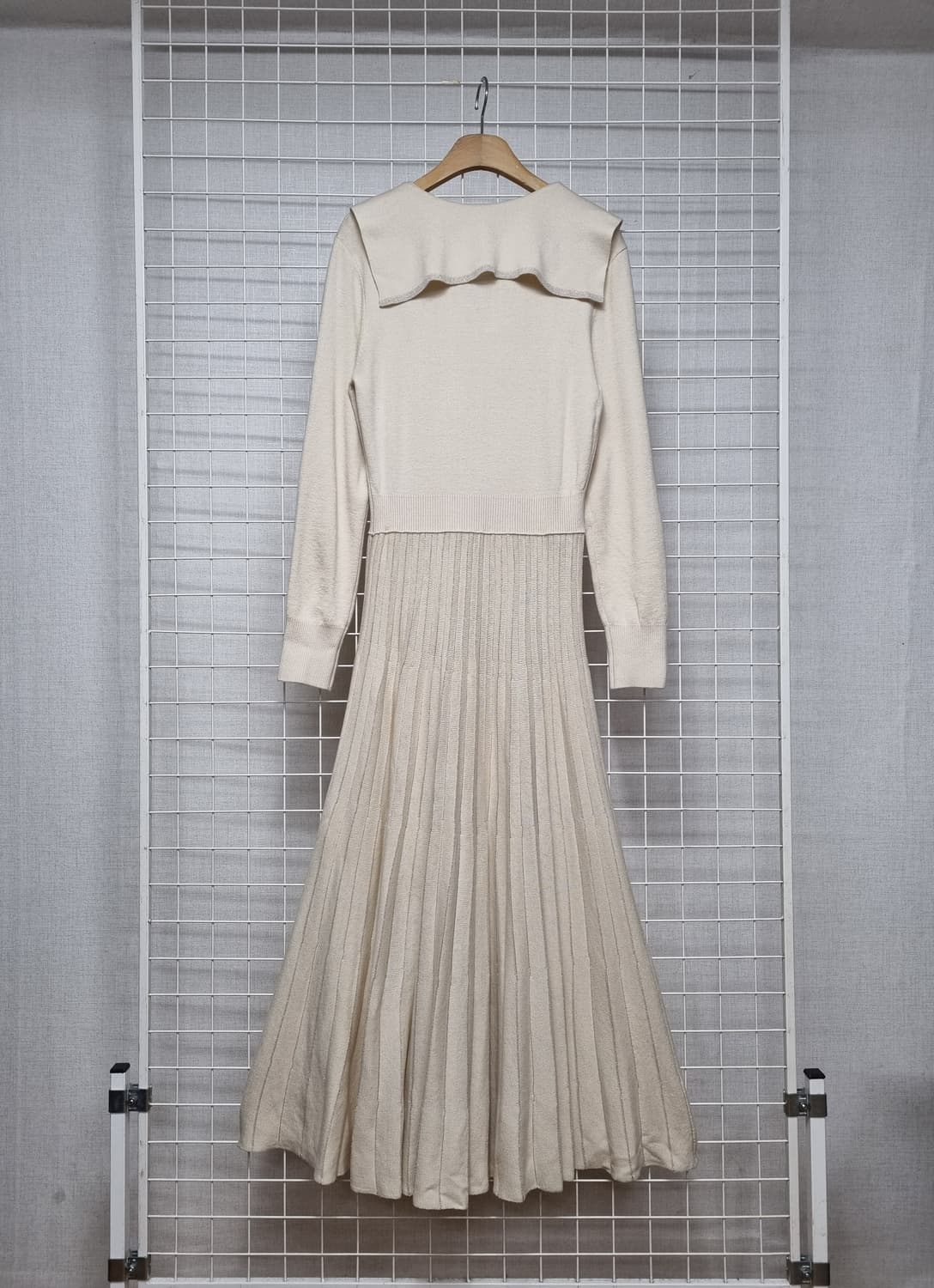 씨씨콜렉트 니트원피스 상품이미지2