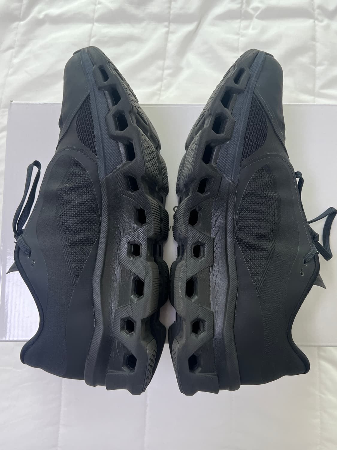 [270]파프x온러닝 클라우드몬스터 블랙 상품이미지2