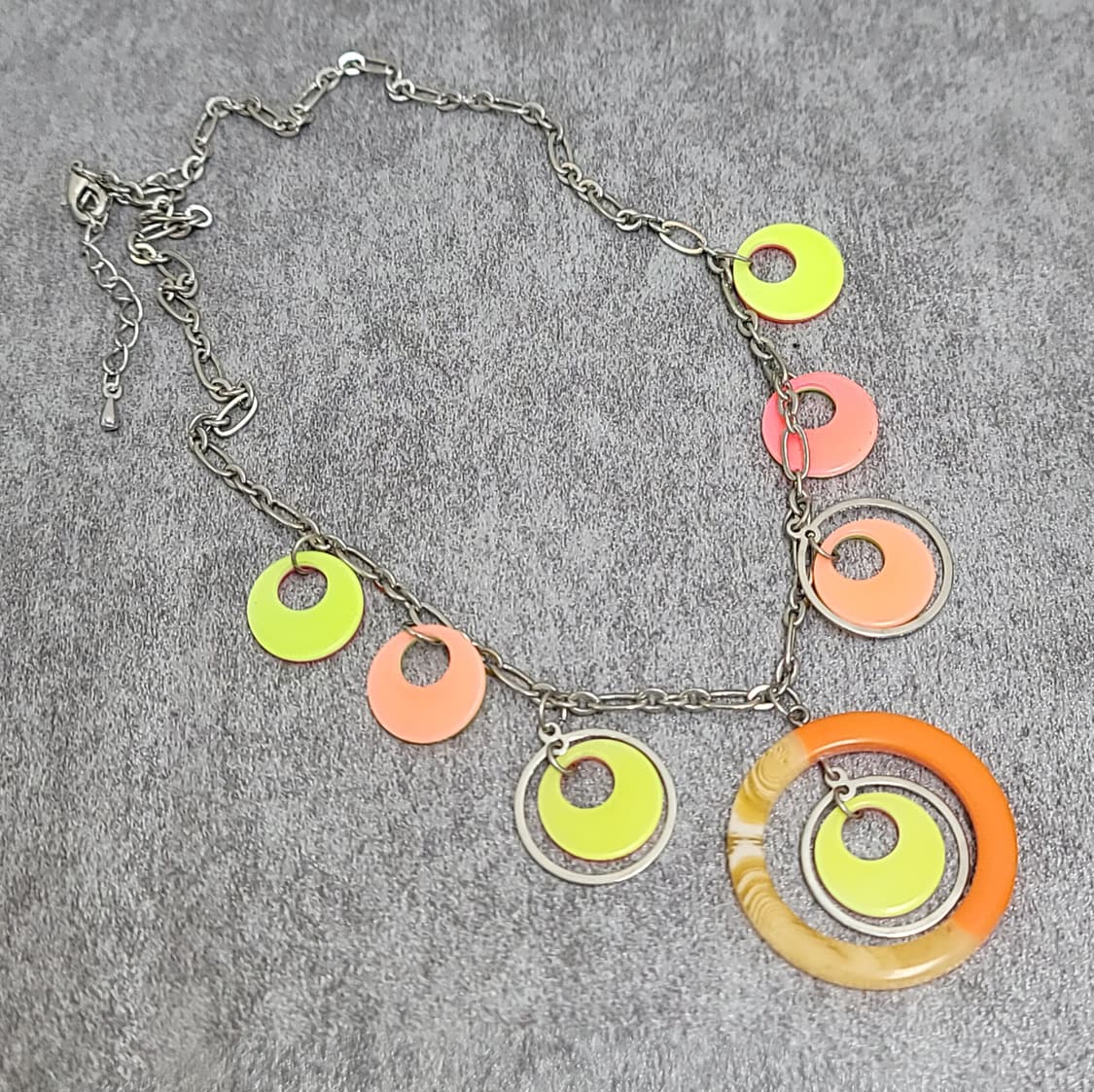 vintage neon necklace 상품이미지1