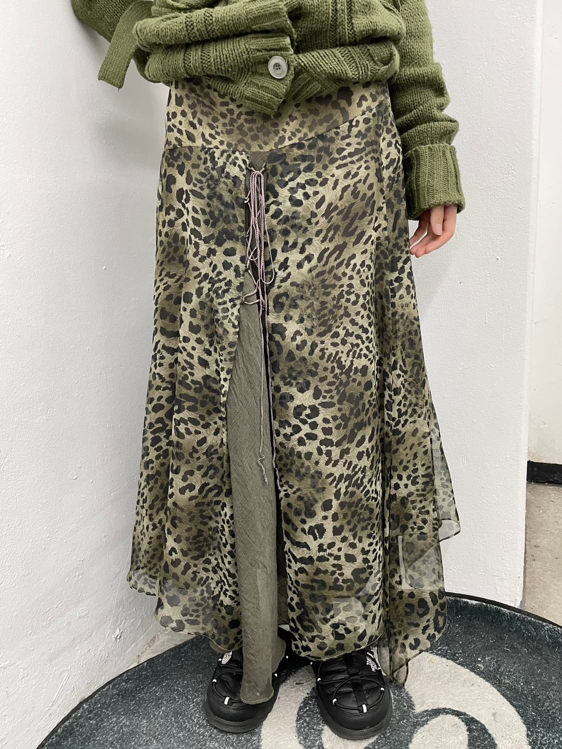 그린 레오파드 아일렛 쉬폰 스커트 상품이미지3