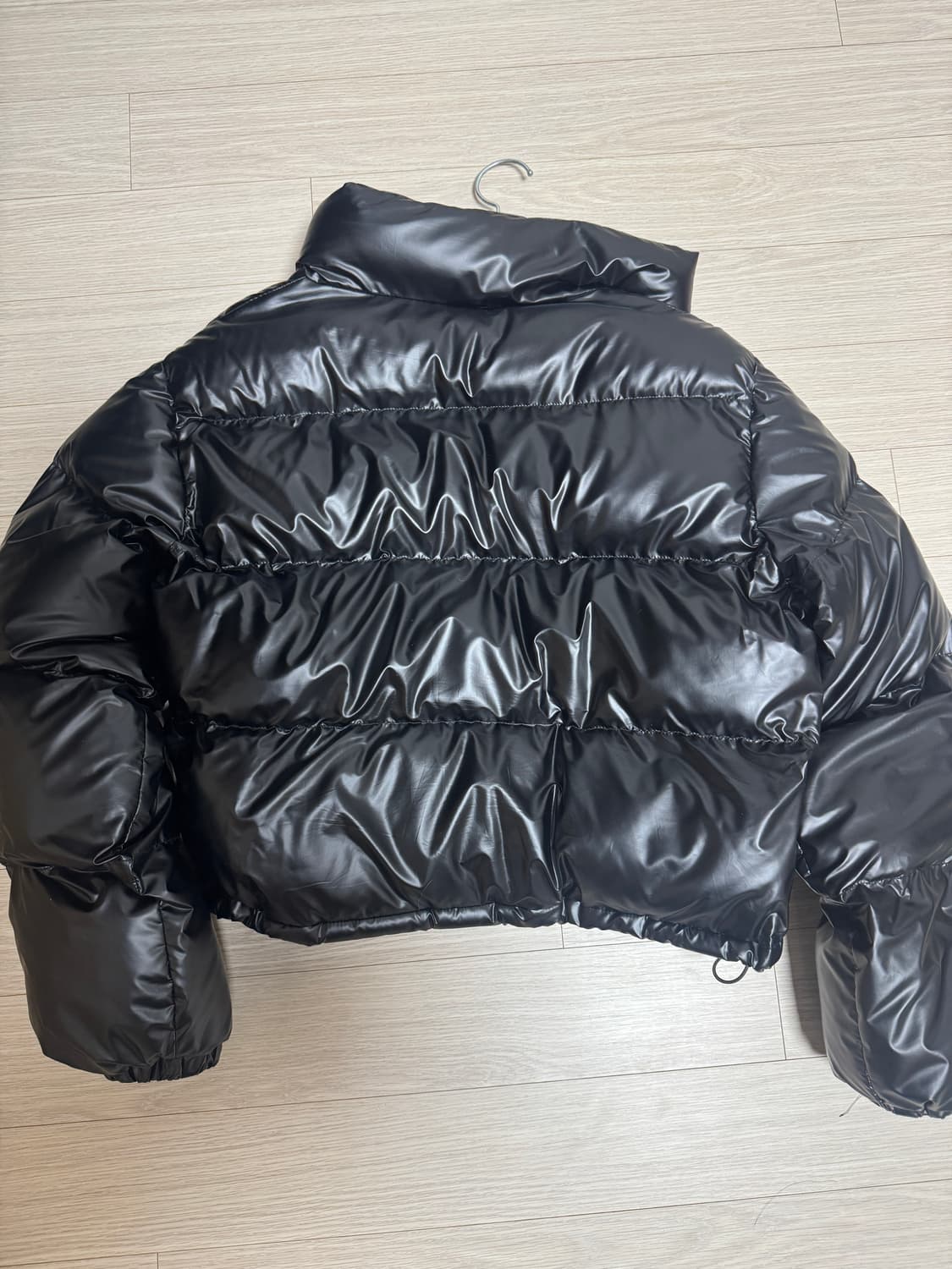 닉앤니콜 유광 숏패딩 여성 상품이미지2