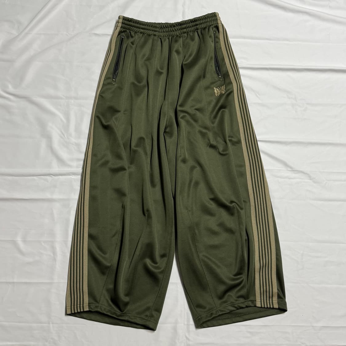 [XS] 니들스 x LHP H.D. 트랙 팬츠 폴리 스무스 와이드 올리브 상품이미지1