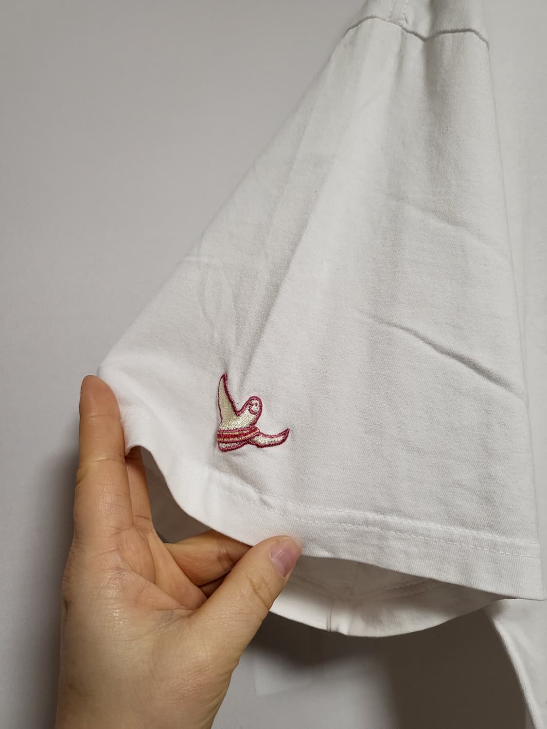 로맨틱크라운 × 마크곤잘레스 반팔티셔츠 상품이미지4