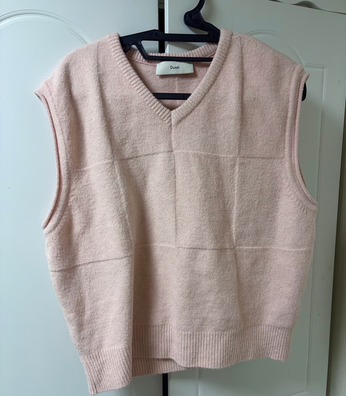 던스트 UNISEX DIVIDE WOOL VEST 울 니트 베스트 소프트 상품이미지2