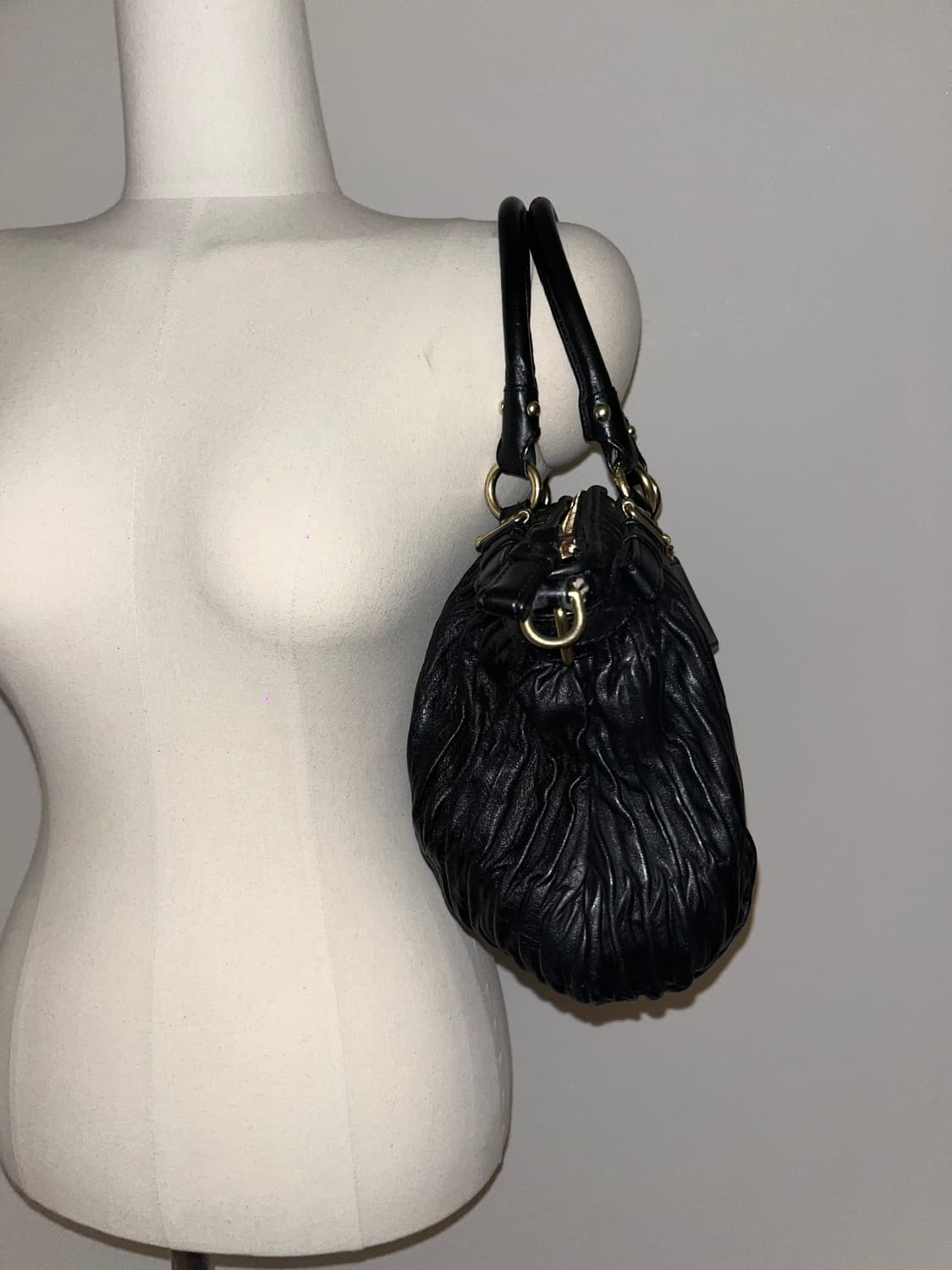 Coach All Black Shoulder bag 상품이미지6