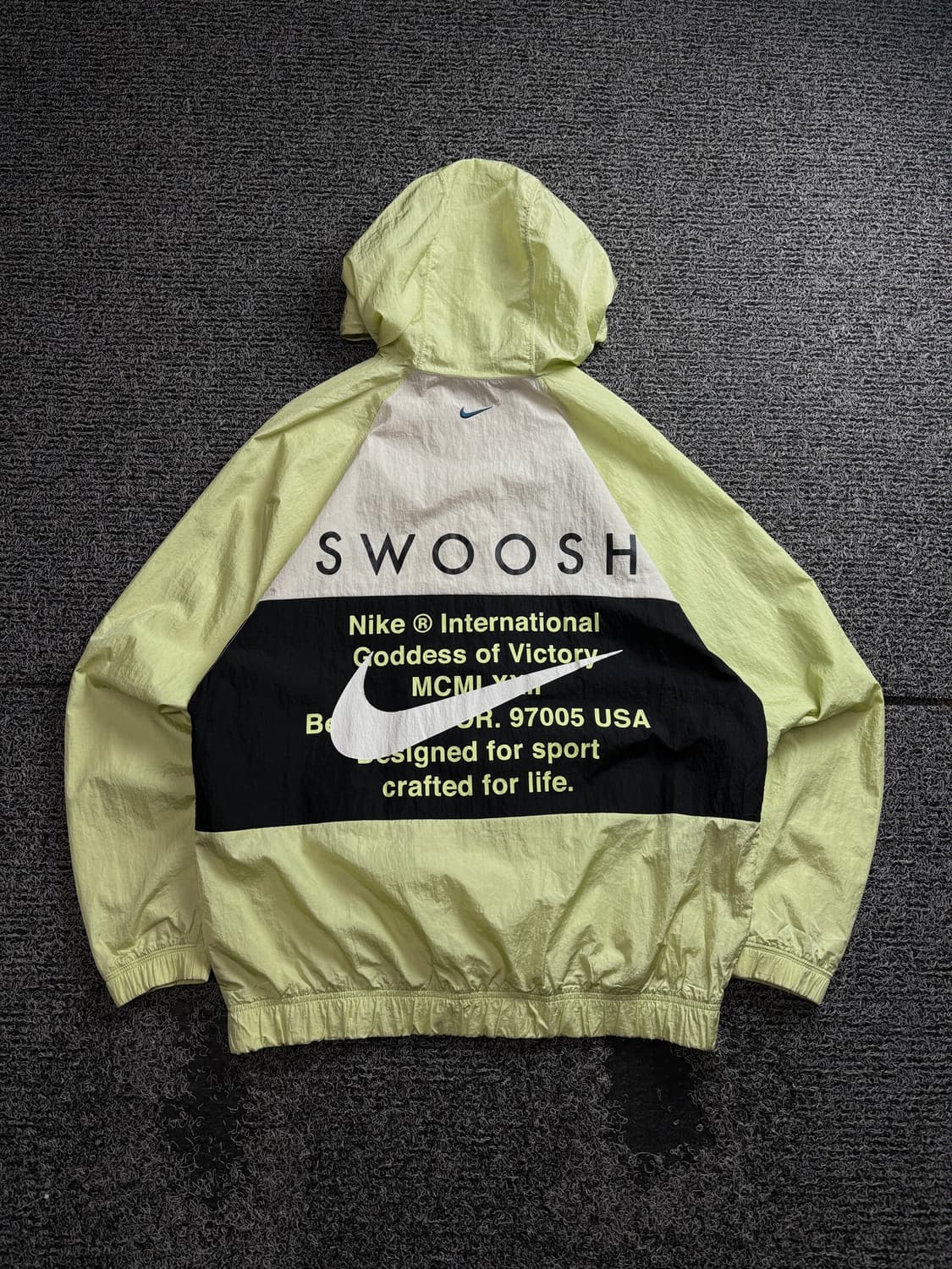 나이키 더블 스우시 가디스 빅토리 바람막이 3299 상품이미지5