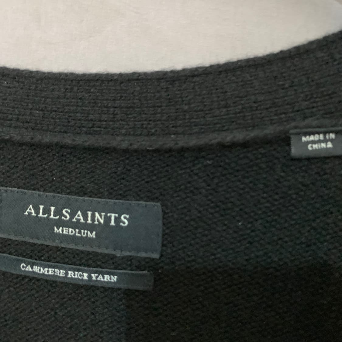 M 올세인츠 블랙 캐시미어 V넥 니트 가디건 상품이미지3