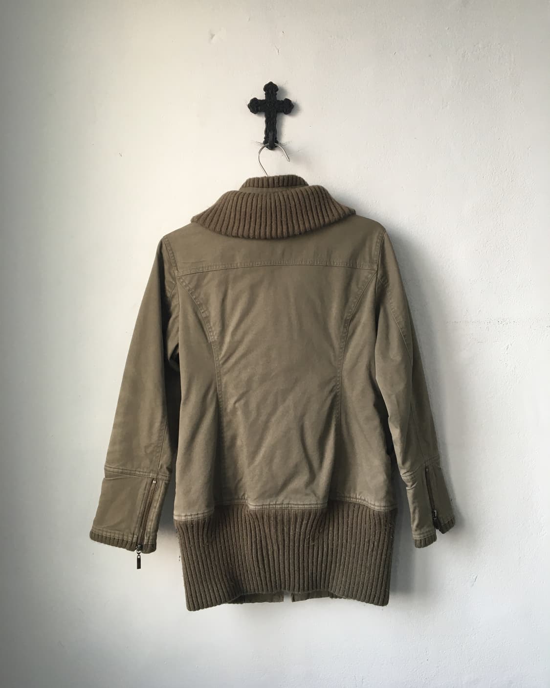 Ribbed point high neck jacket 상품이미지4