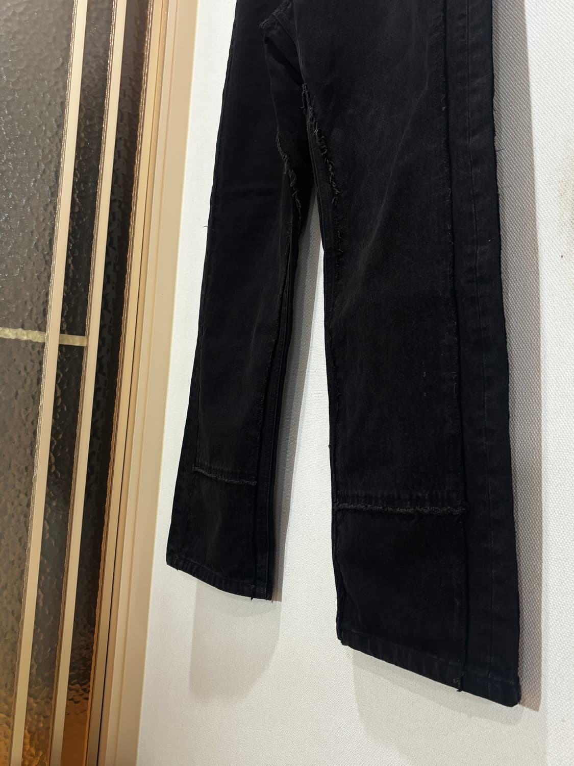 택포/A급) COOR 컷오프 패널드 데님 팬츠 블랙 상품이미지3