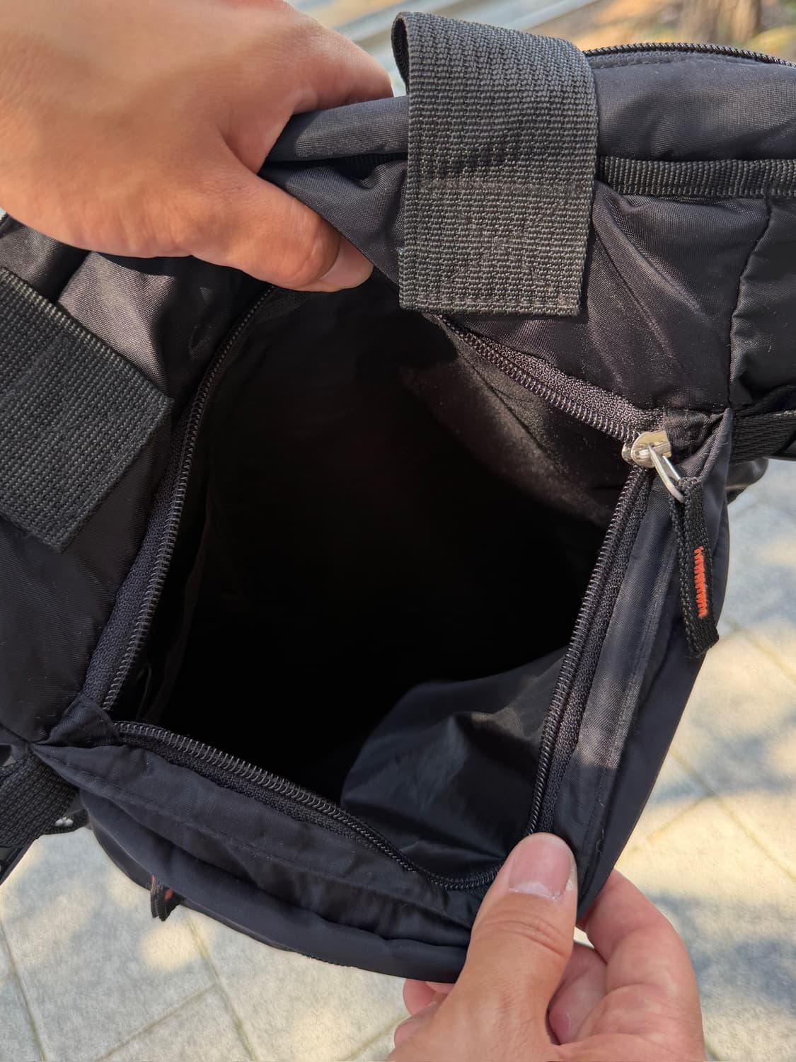 A.O.T. Lightweight Nylon Utility Tote 상품이미지7