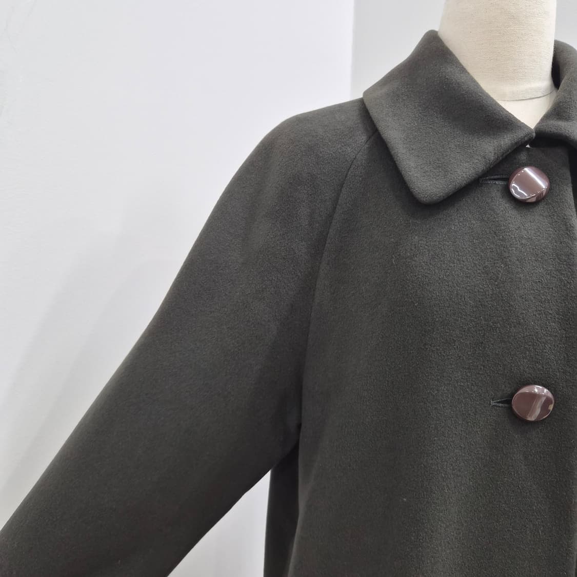 캐시미어 100% 딥카키 여성 롱코트 상품이미지5