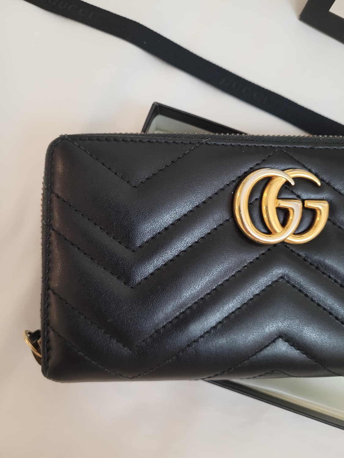 (새상품급) 구찌 GG 마몬트 마틀라세 지퍼 장지갑 상품이미지3