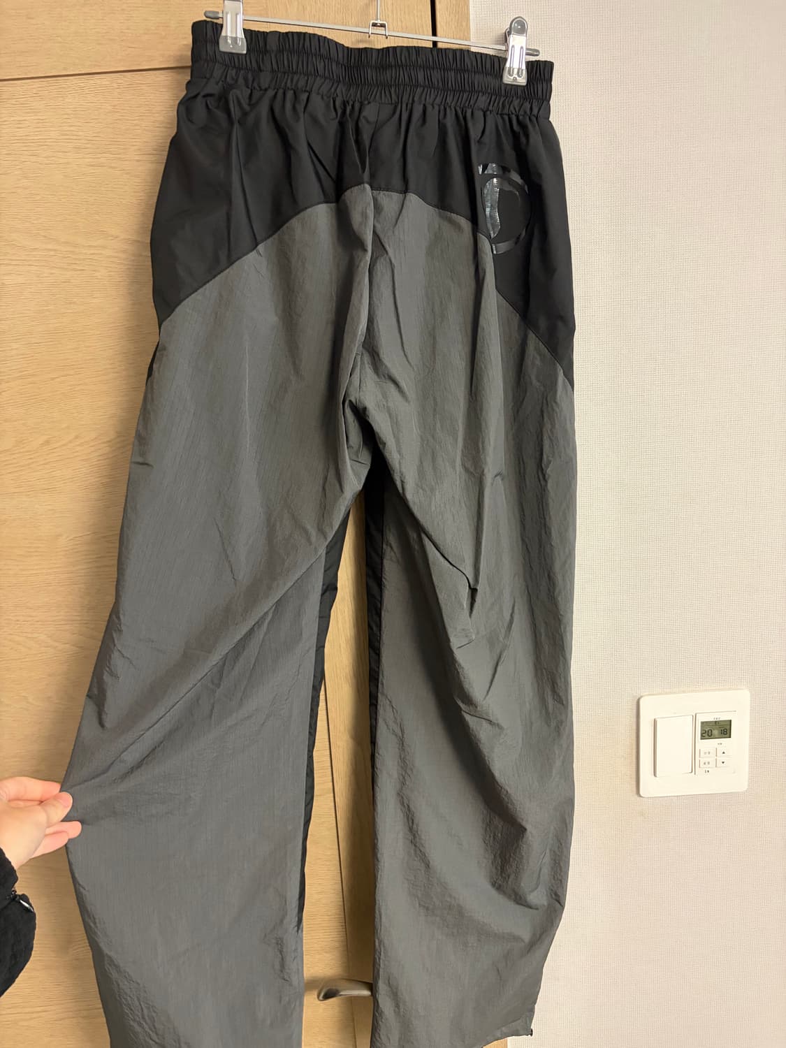 오호스 웨이비 윈드브레이커 팬츠 상품이미지2