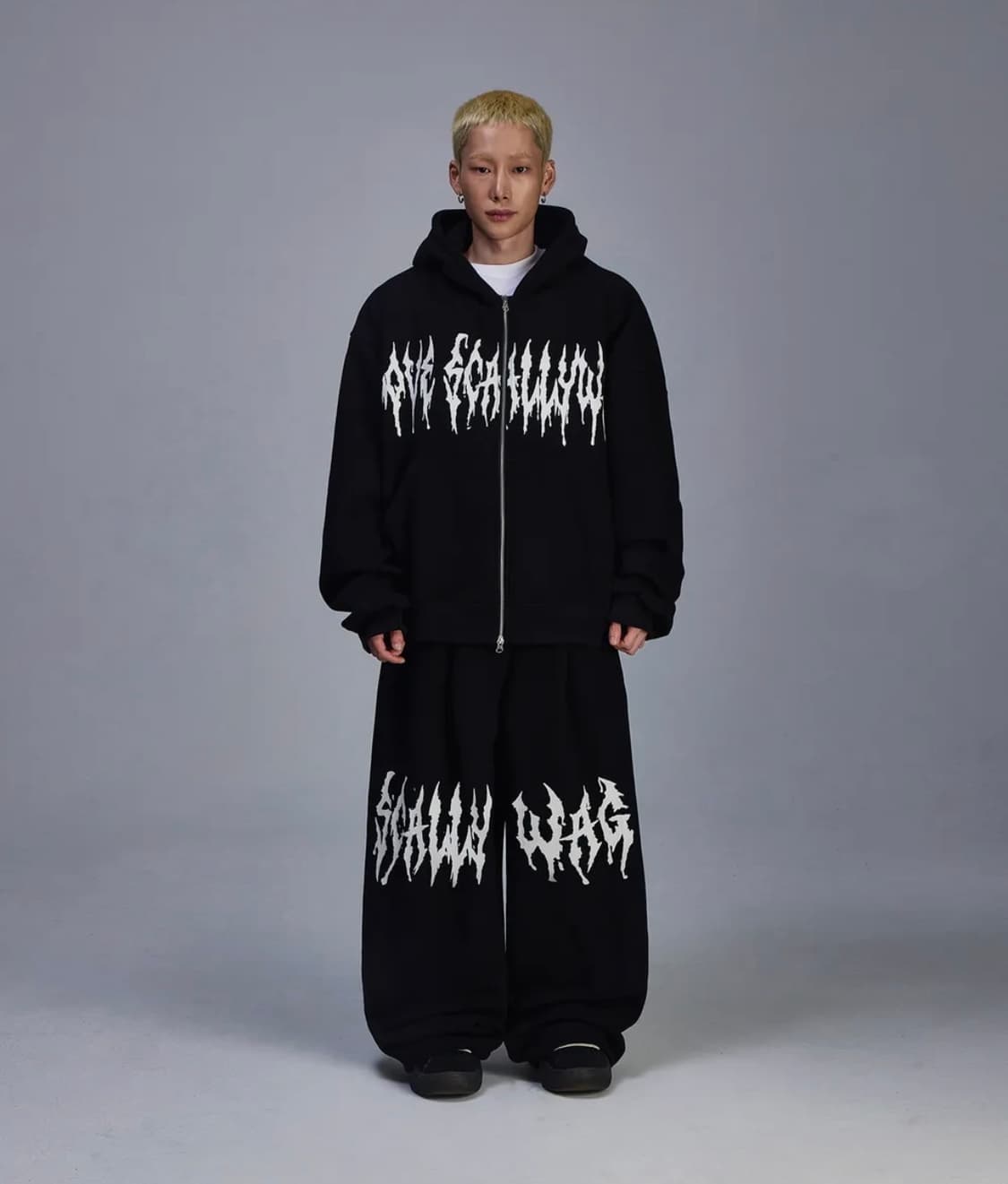 글리터 레터링 기모 후드 집업[블랙] 상품이미지3