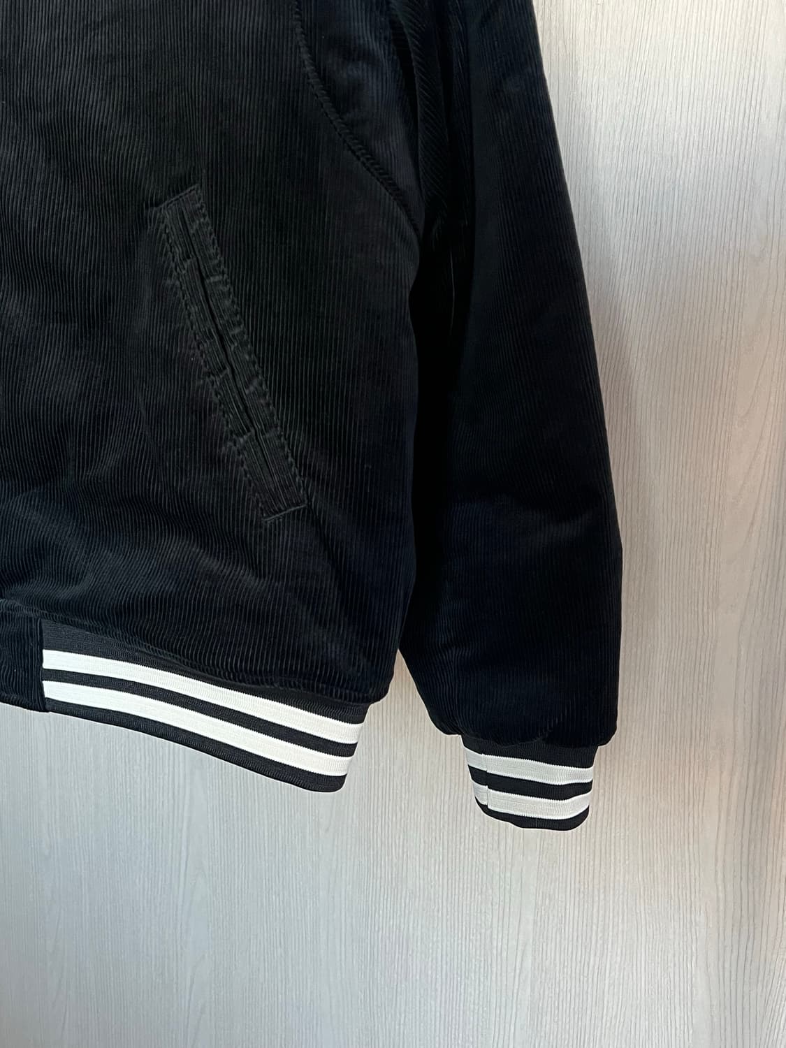 뉴발란스 바시티 패딩 코듀로이 자켓 L사이즈 새제품 상품이미지2