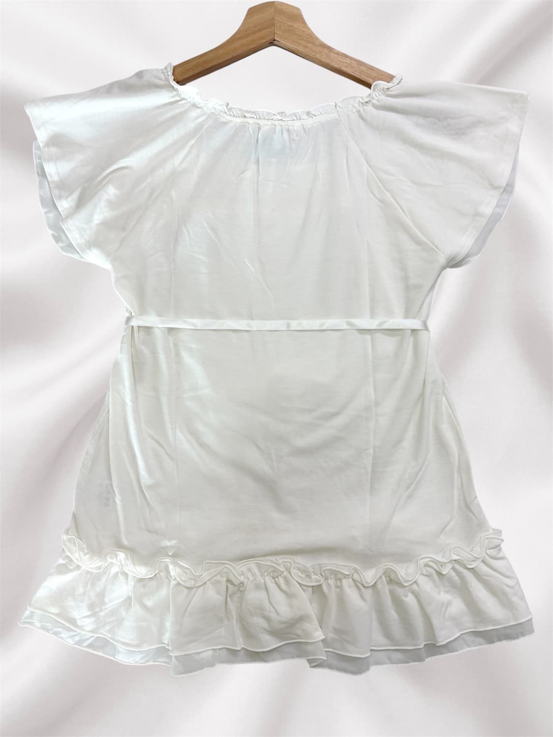 로디스포토 화이트 리본 천사 탑 M 상품이미지2