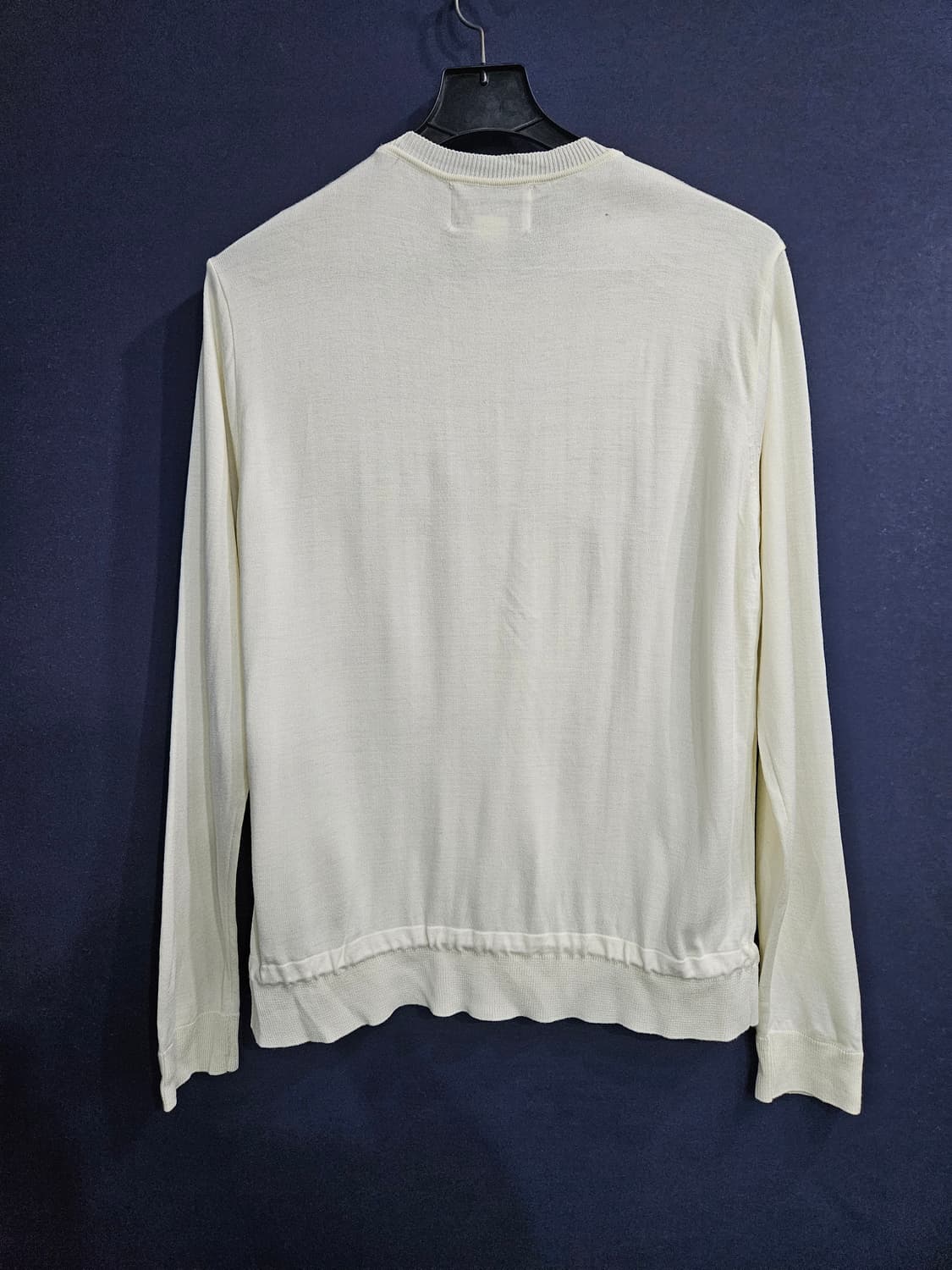 플라스틱 프로덕트 아이보리컬러 남성 세미오버핏 100~105 니트 상품이미지2