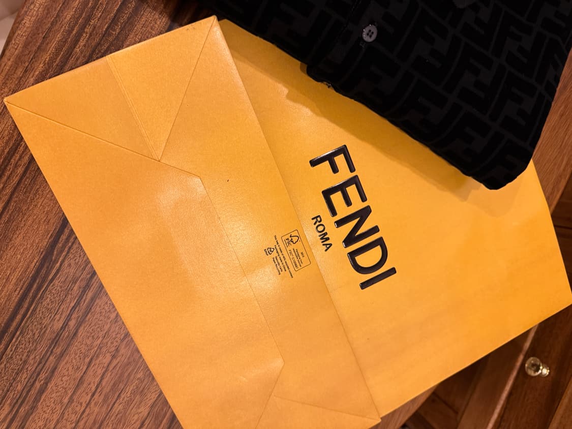 펜디 FF로고 폴로 티셔츠 XL 상품이미지8