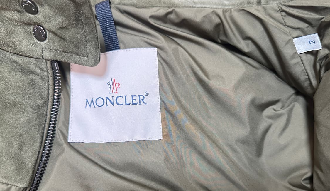 [새상품] 몽클레어 Monviso 스웨이드 다운 자켓 상품이미지4