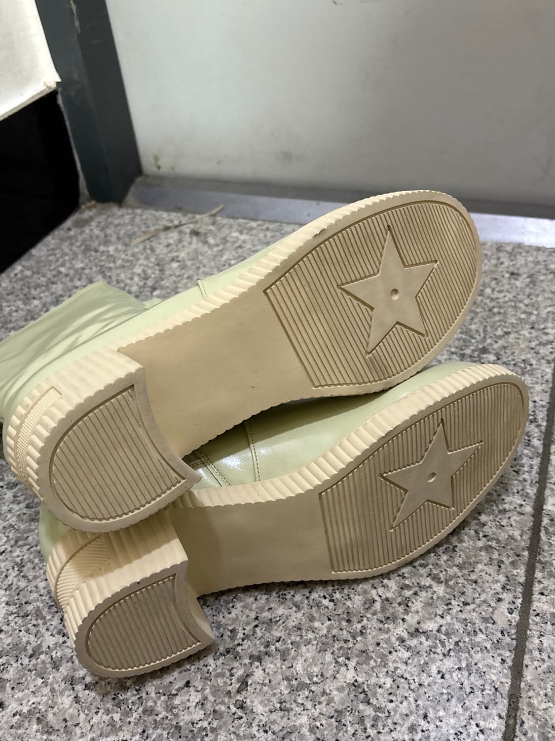 세이지 그린 포우 레더 부츠 (새상품) 상품이미지4