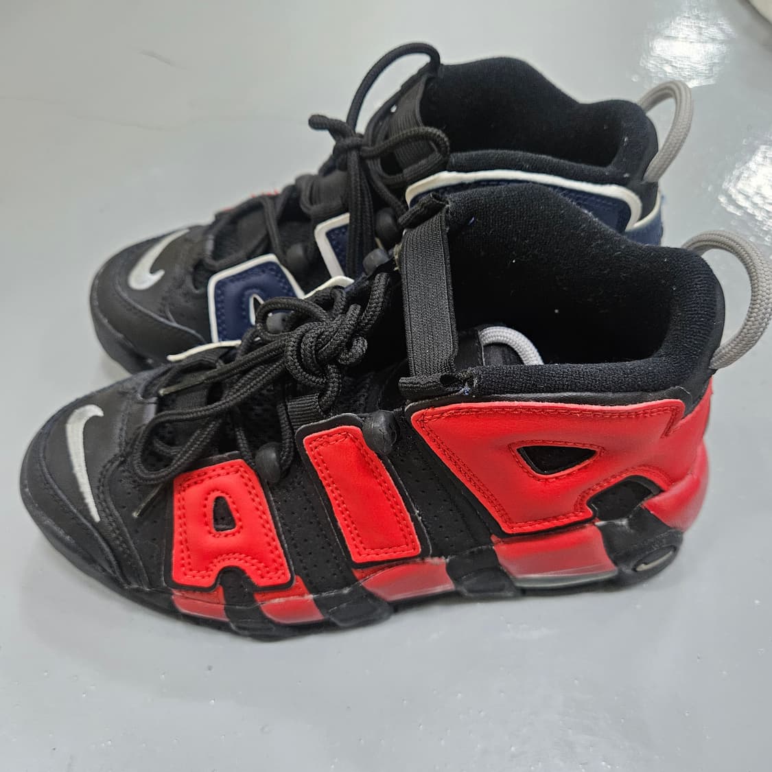 230 나이키 에어 모어 업템포 96 0406Y 상품이미지2