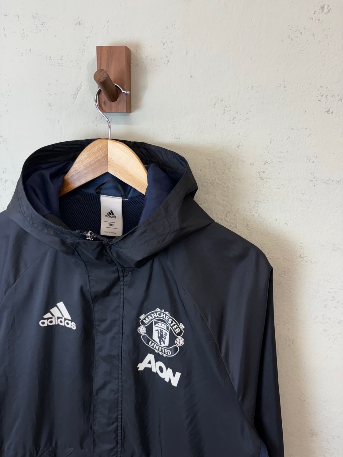 아디다스 빈티지 맨체스터유나이티드 후드 바람막이 상품이미지5