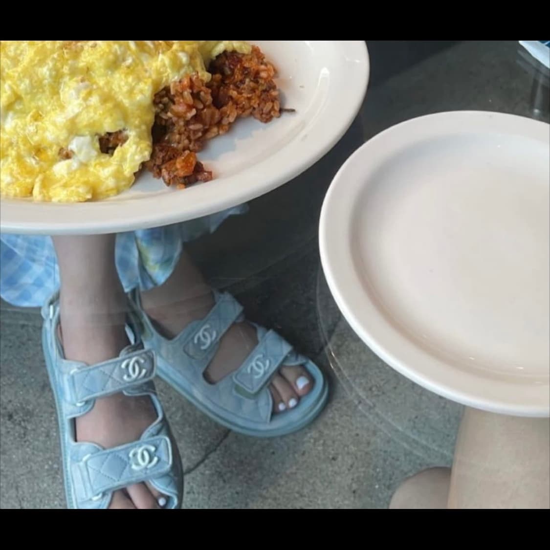 샤넬 스카이블루 벨크로 샌들 상품이미지3