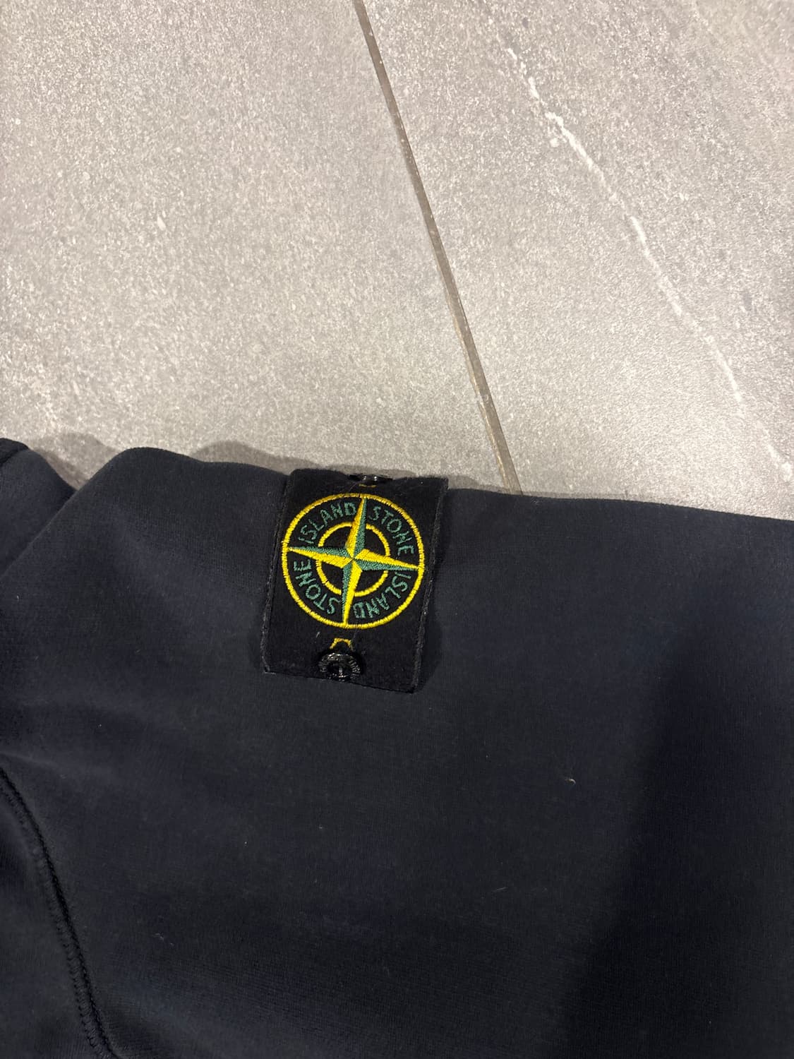 스톤 아일랜드 후드집업 상품이미지2