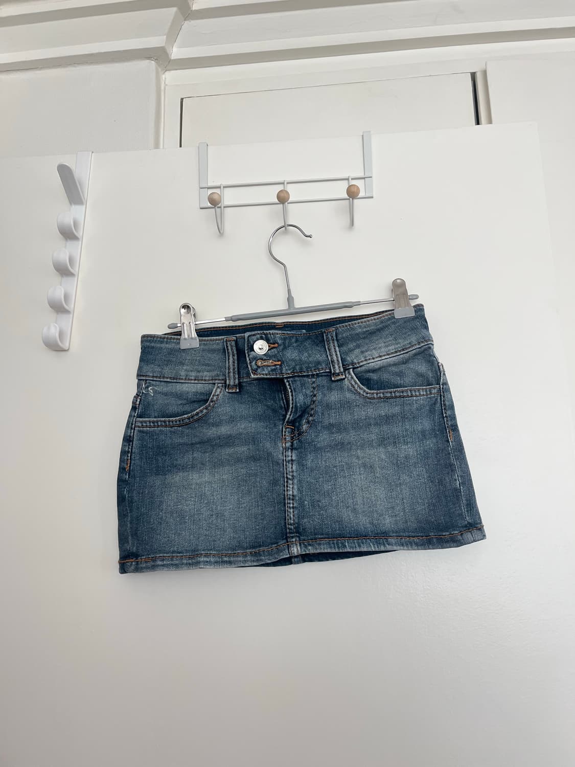 H&m 데님로우라이즈스커트 상품이미지1