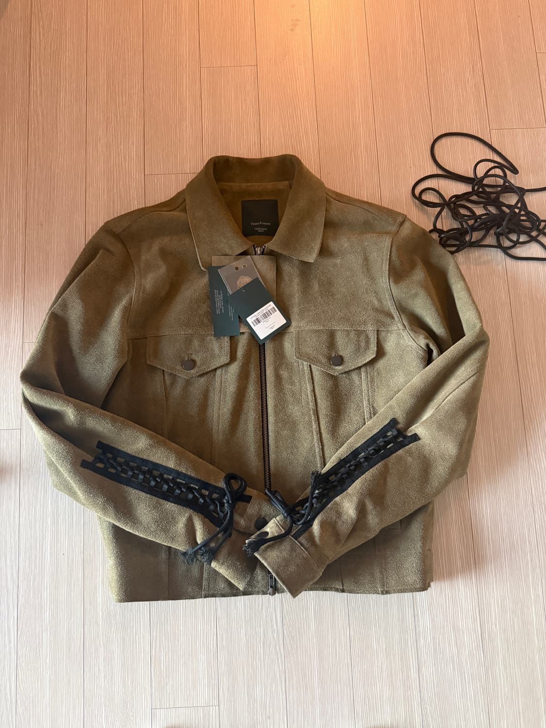 언더마이카 대성당 자수 스웨이드 자켓 상품이미지1